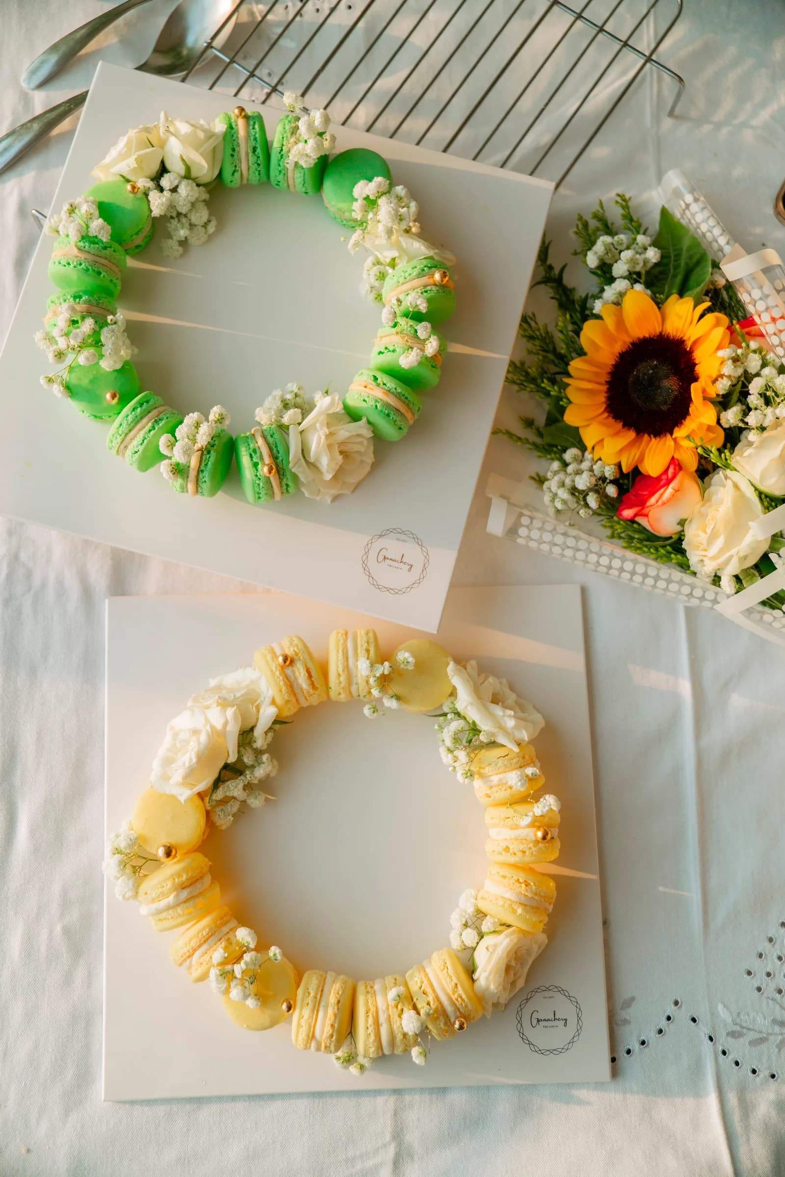 Lemon Macaroon Wreath